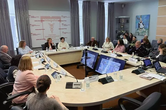 Вакцины, рецепты и маркетплейсы: круглый стол о регулировании ветеринарии домашних питомцев