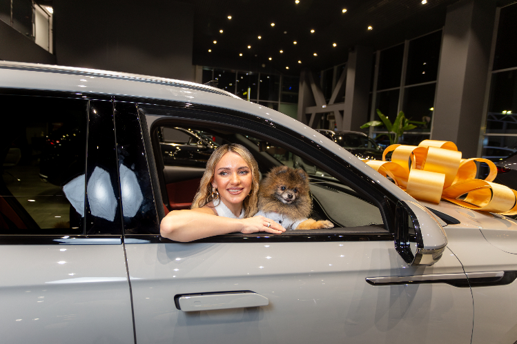 s-pitomtsem-v-lyuboy-salon-exeed-zapuskaet-federalnuyu-pet-friendly-programmu2.jpg